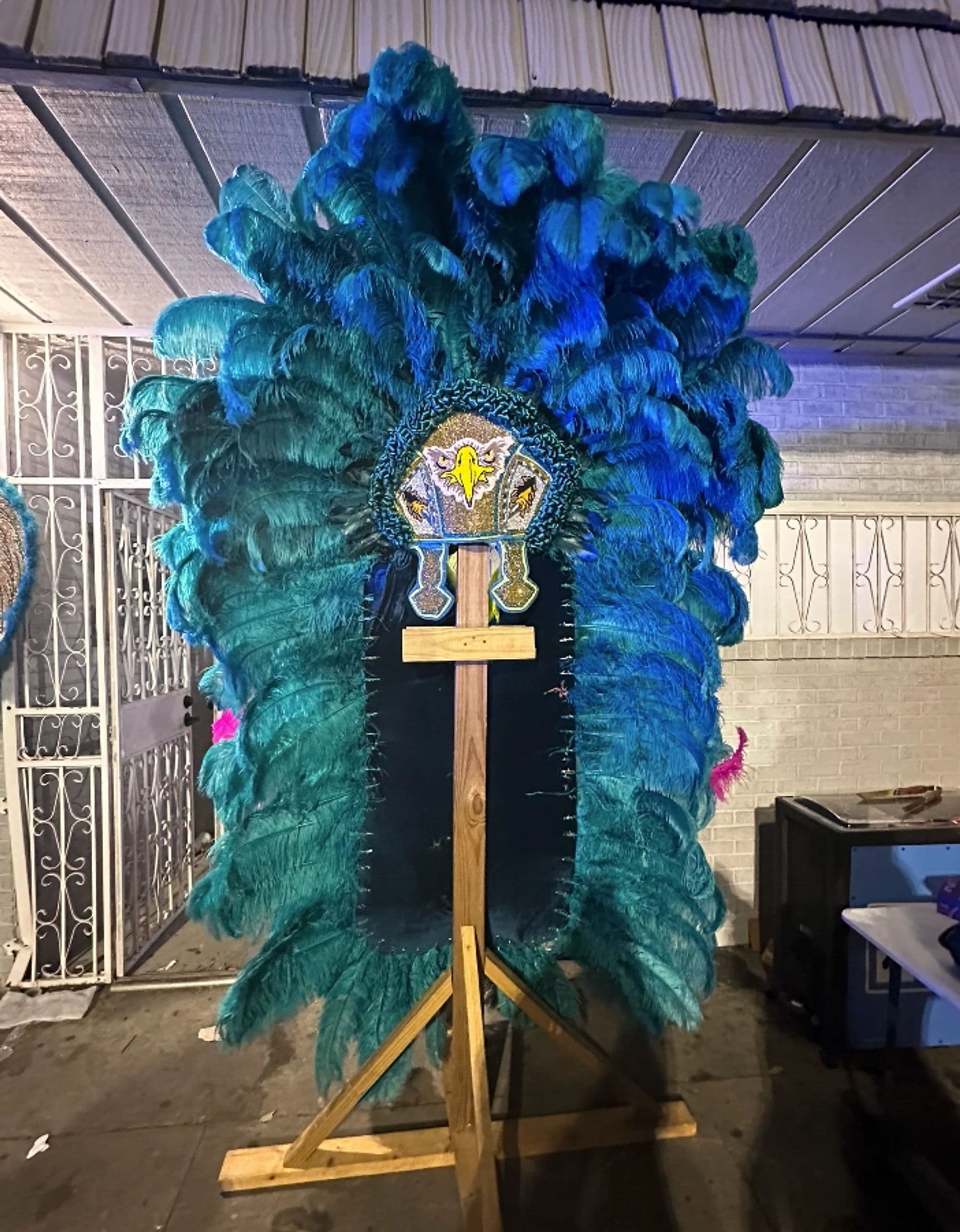 Big Chief's suit detail